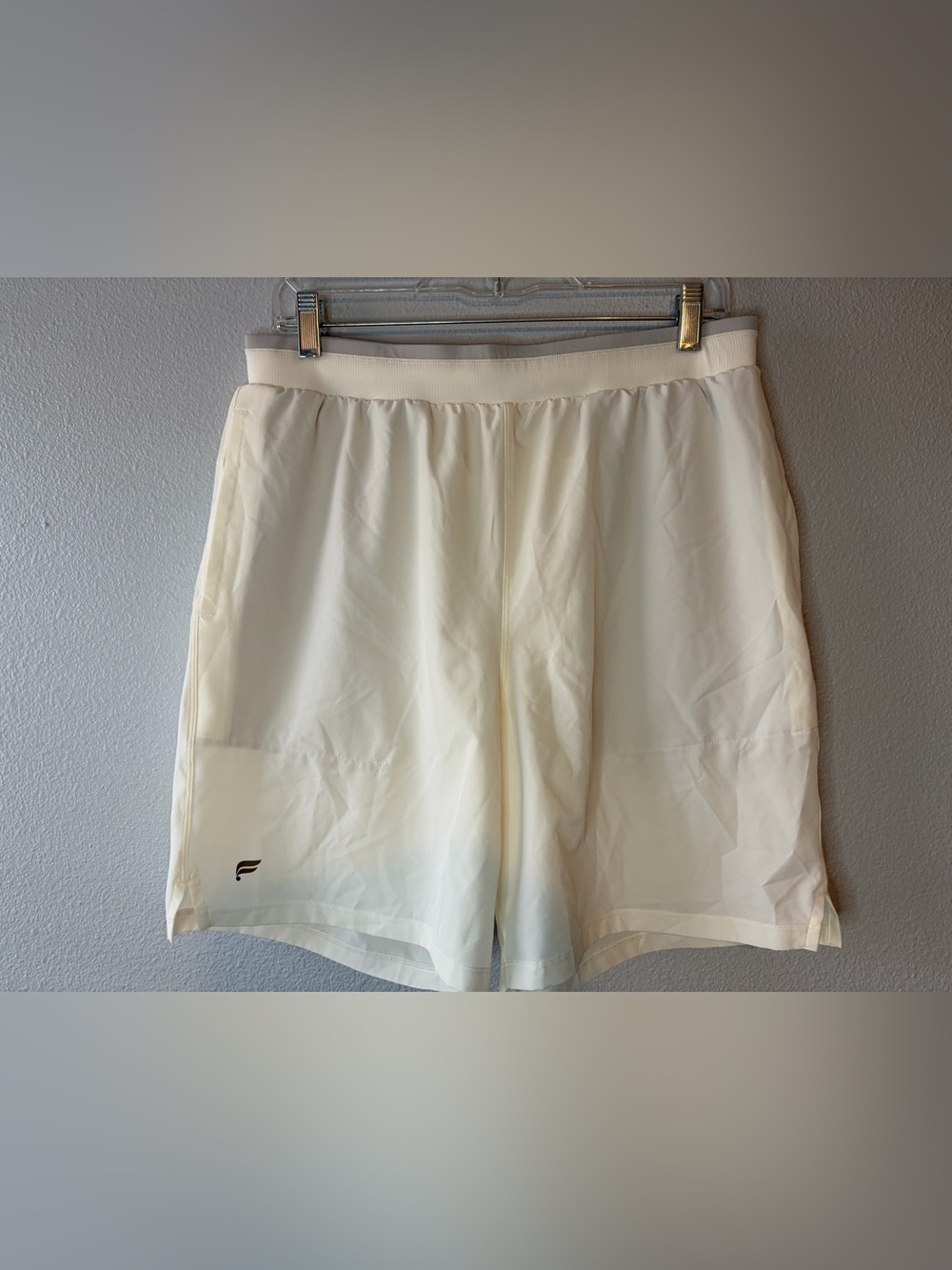 Fabletics | UNIVERSAL TENNIS 7" FUNDAMENTAL SHORT - UNLINED